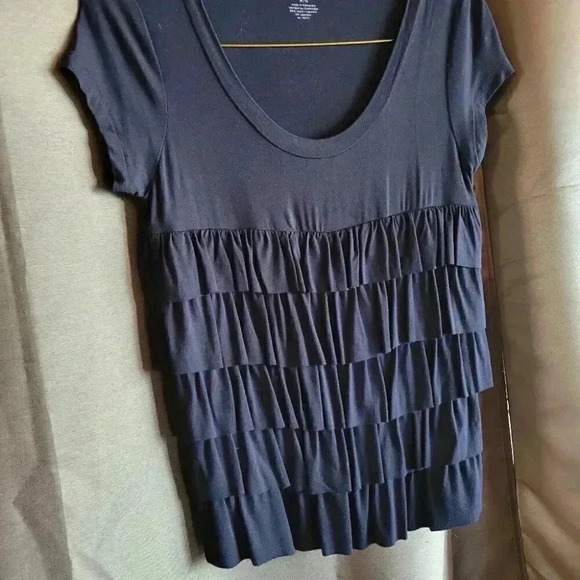 Womans Joe Black Top with Ruffles Pretty  Cap Sleeves medium - Picture 6 of 8